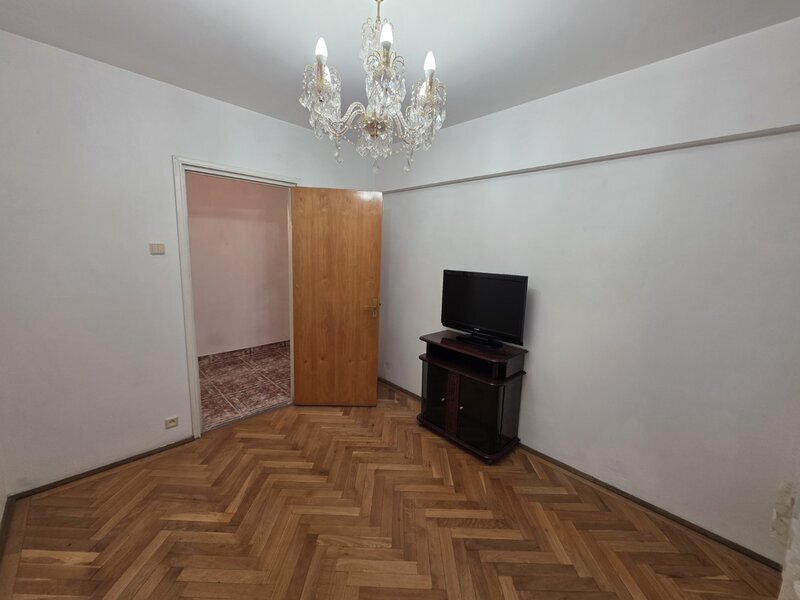 Bucur Obor, pe Mihai Bravu, 5 minute metrou, bloc reabiliat